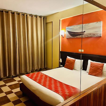 Yaahot Hotel Yaounde Ngoại thất bức ảnh