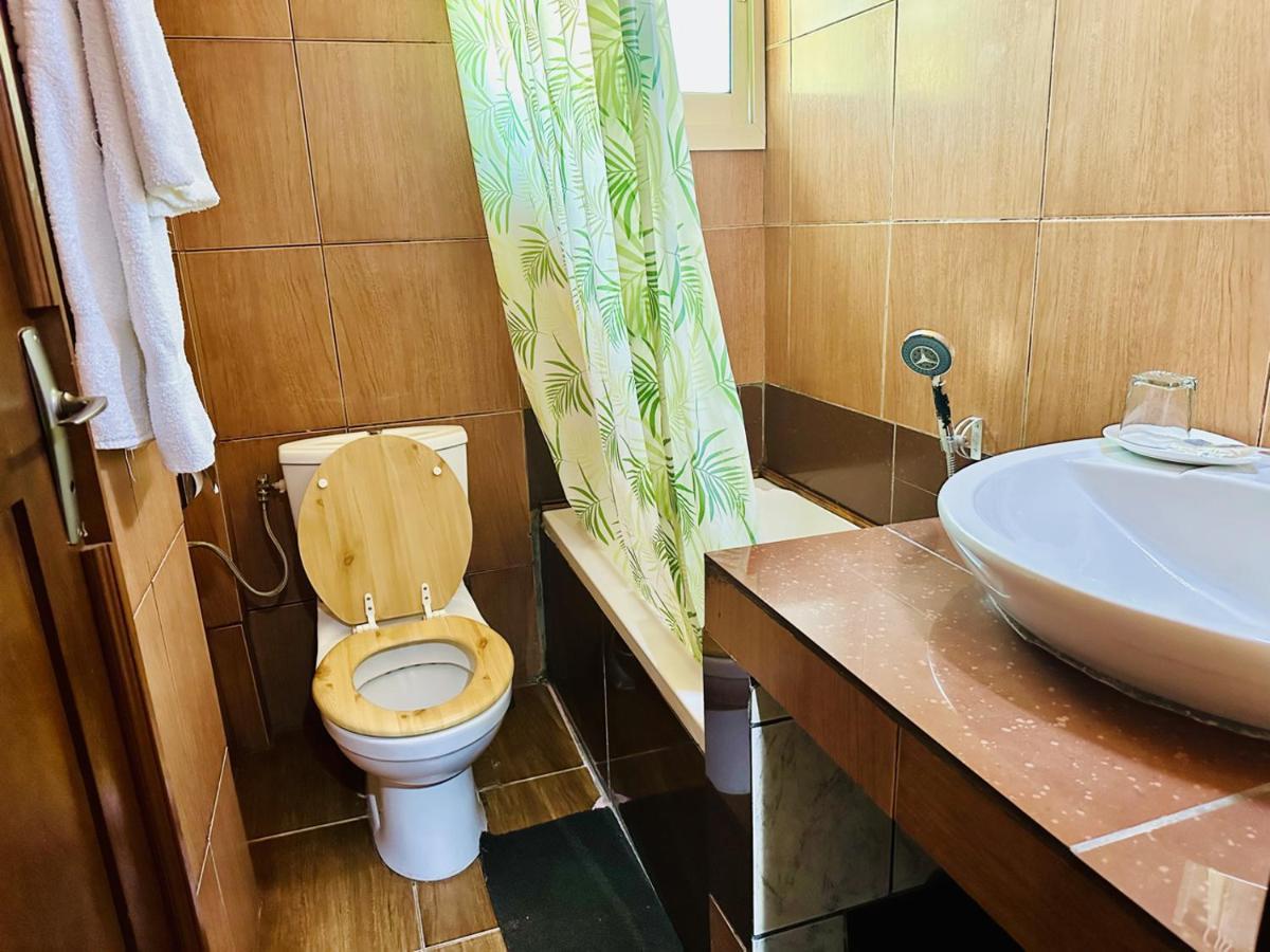 Yaahot Hotel Yaounde Ngoại thất bức ảnh