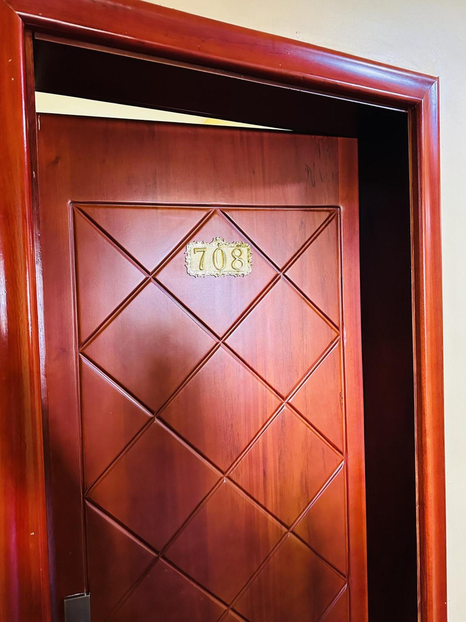 Yaahot Hotel Yaounde Ngoại thất bức ảnh