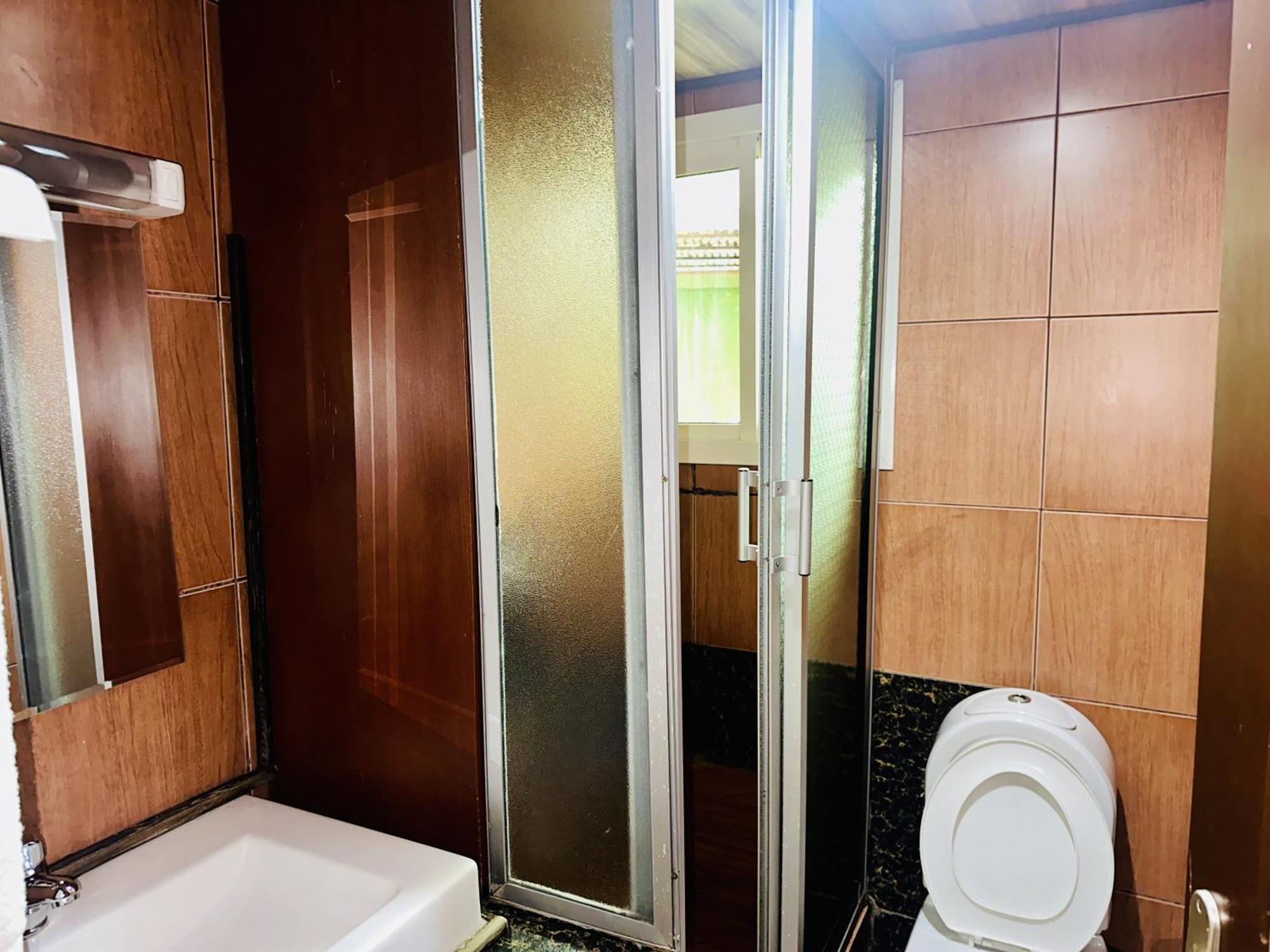 Yaahot Hotel Yaounde Ngoại thất bức ảnh