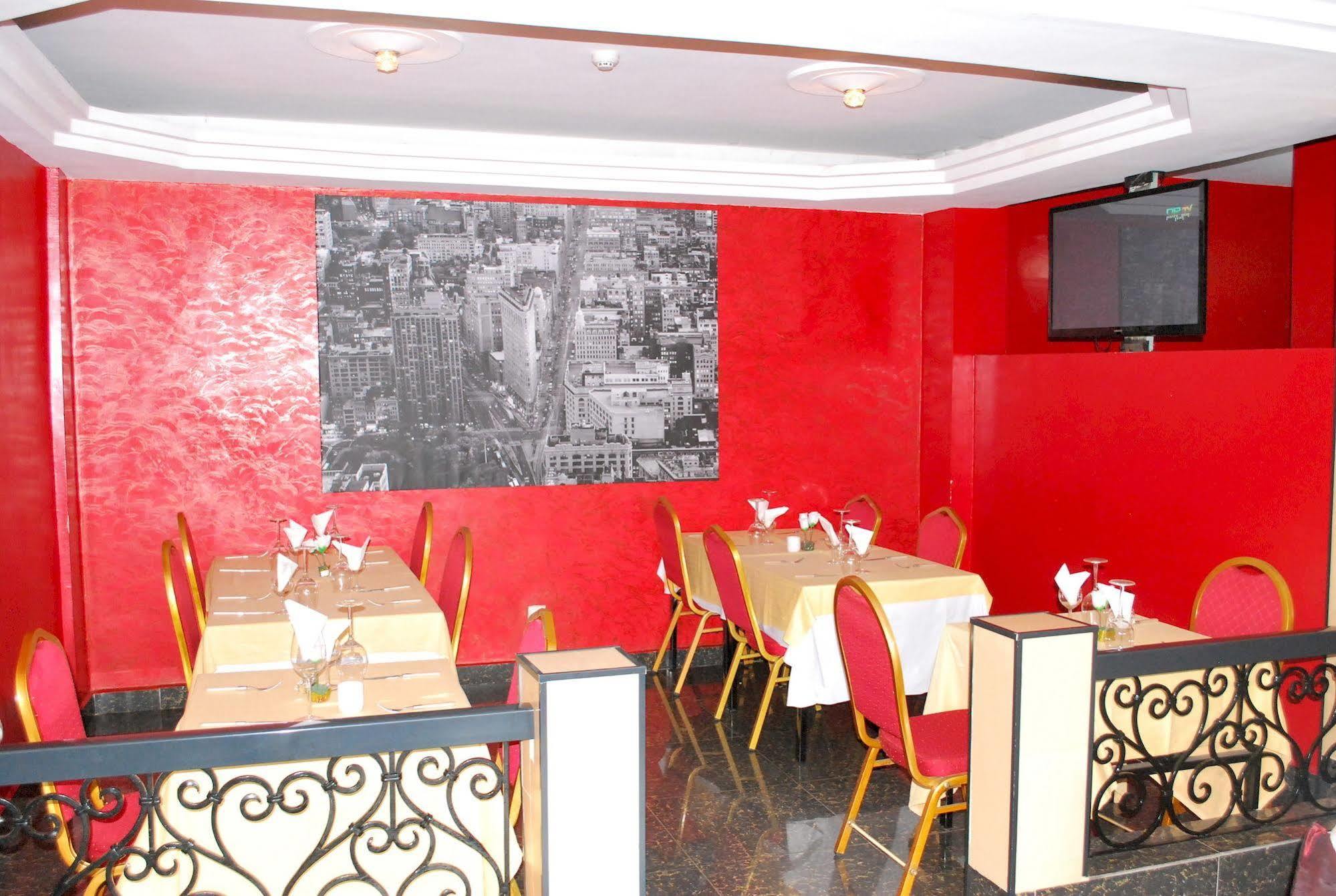 Yaahot Hotel Yaounde Ngoại thất bức ảnh